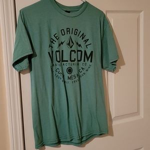 VOLCOM green t shirt. Size S